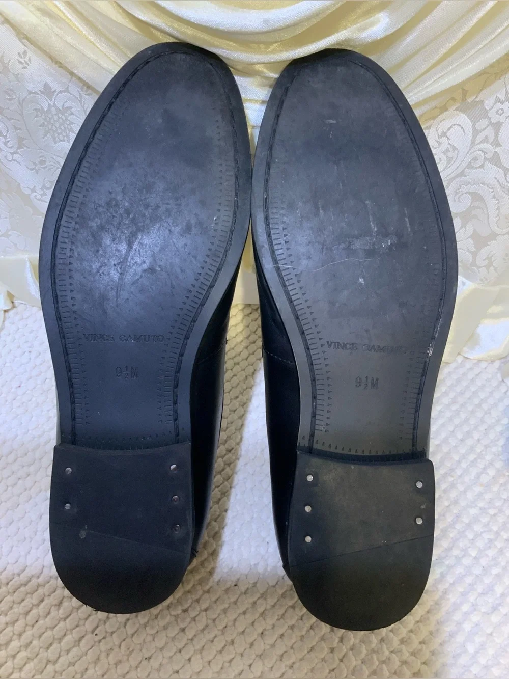 VINCE CAMUTO